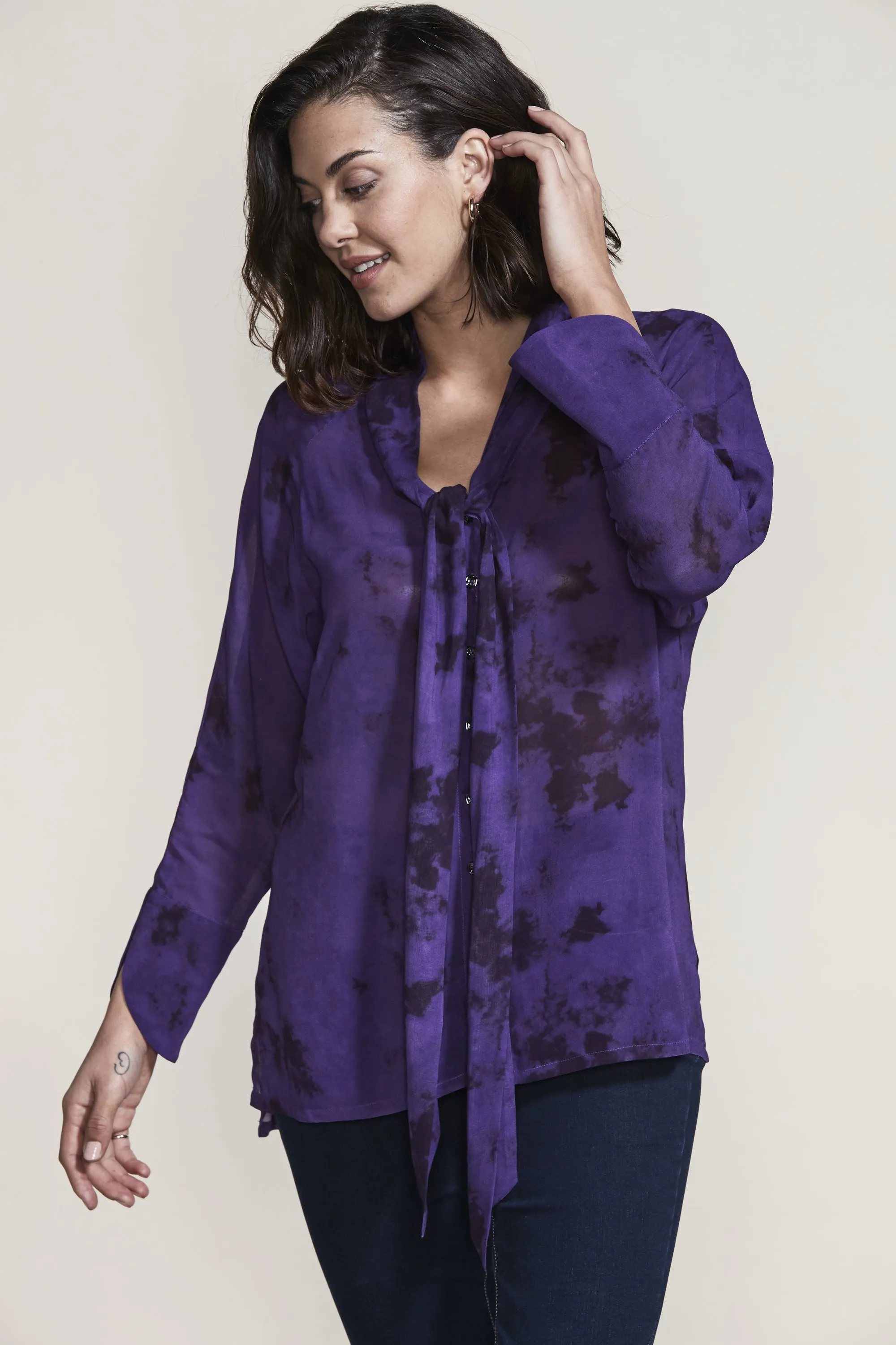 Charm Tie Shirt